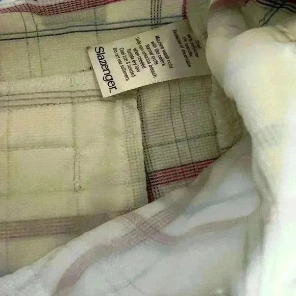 SLAZENGER White & Red Plaid Women’s Golf Shorts Size 4 - Picture 4 of 8